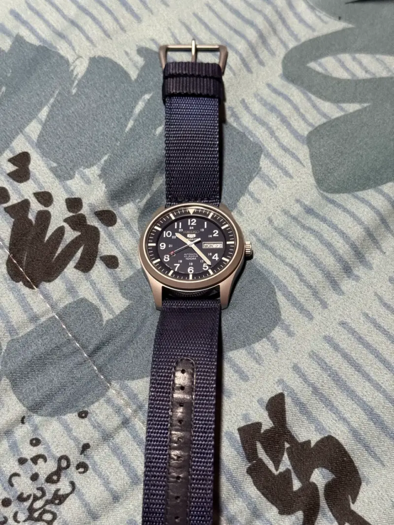 Reloj Seiko 5 Sports automático azul - 3