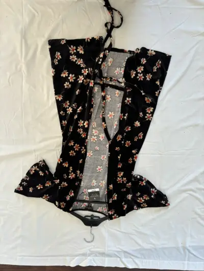 Vestido floral negro Topshop Petite - miniatura 1