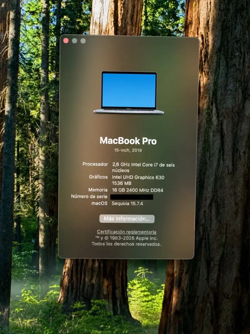 MacBook Pro 15” I7 256GB SSD 16GB RAM - 3