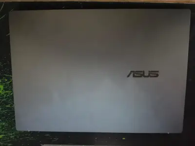 Laptop ASUS ZenBook 14 pulgadas Intel Evo - miniatura 2