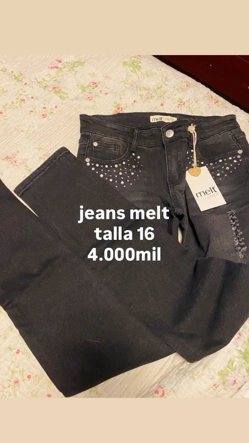 Jeans Melt negros con detalles talla 16