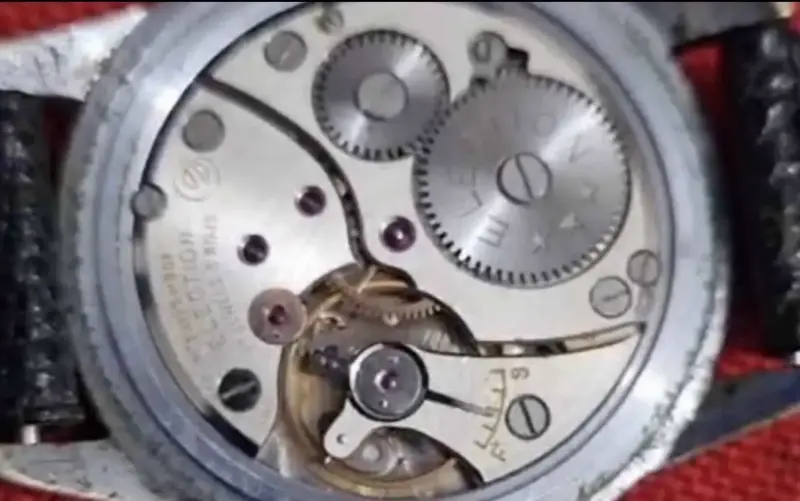 Reloj vintage Election Grand Prix - 6