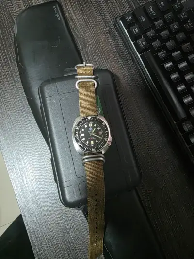 Reloj automático Steeldive 200m resistente al agua - miniatura 2