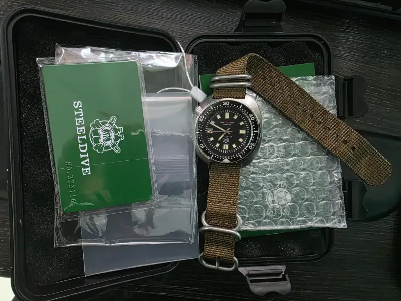 Reloj automático Steeldive 200m resistente al agua - 3