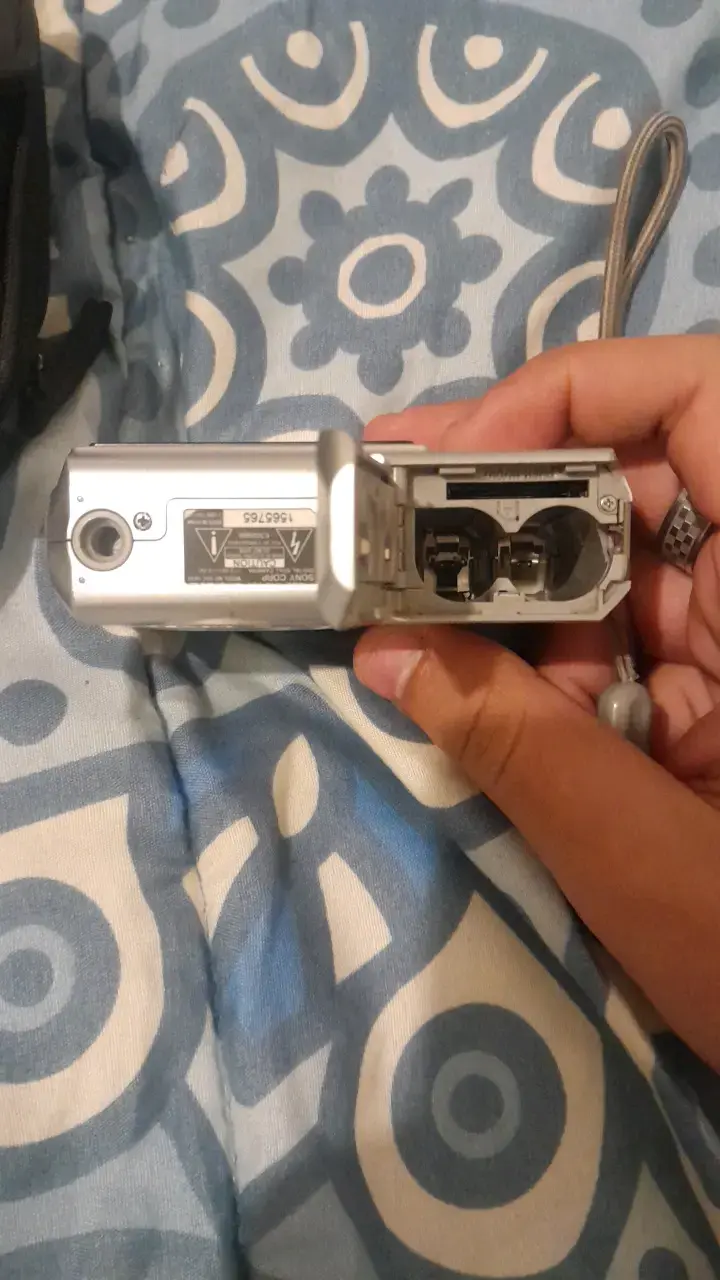 Sony cybershot DSC-S650 con estuche original SONY - 3