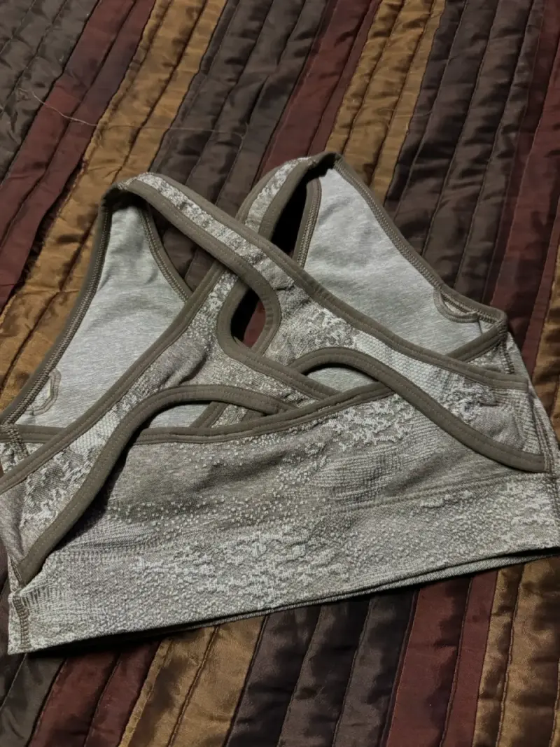 Vendo Top Deportivo Gymshark Adapt Camo Seamless - 4