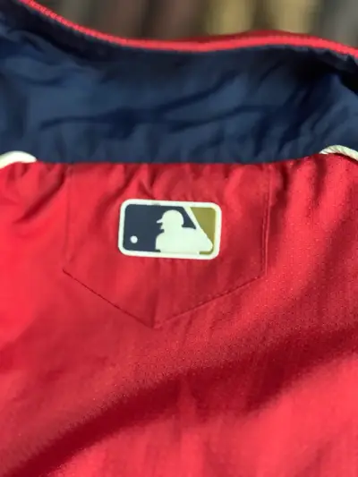 Chaqueta deportiva Majestic Nationals roja M - miniatura 4
