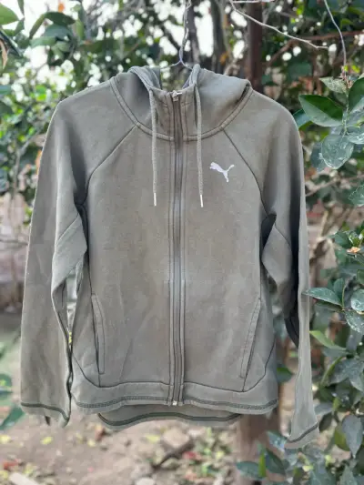 Polerón con capucha Puma verde unisex - miniatura 1