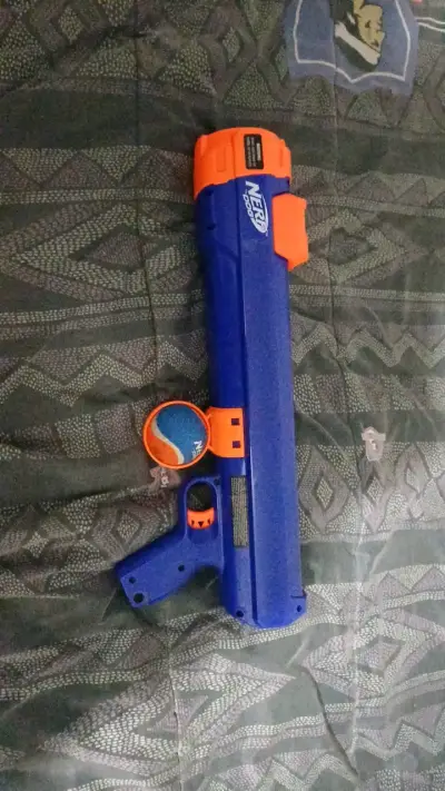 Lanzador de pelotas Nerf Dog azul y naranja - miniatura 1