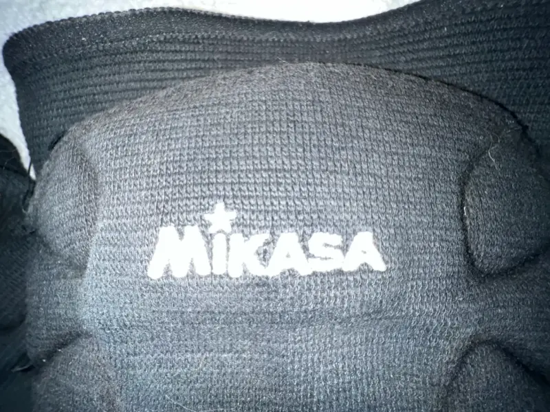 Rodilleras deportivas Mikasa negras - 2