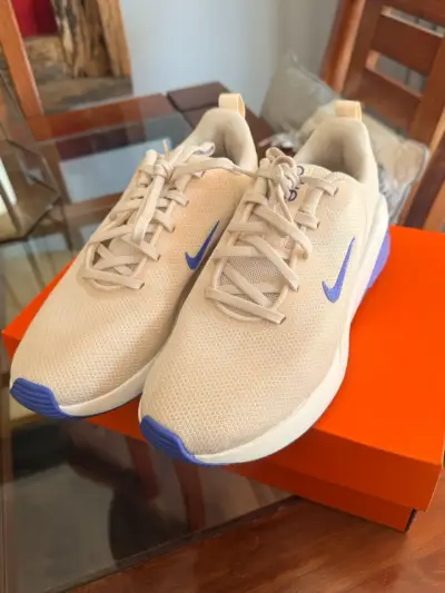 Zapatillas Nike Bella 7 - miniatura 1