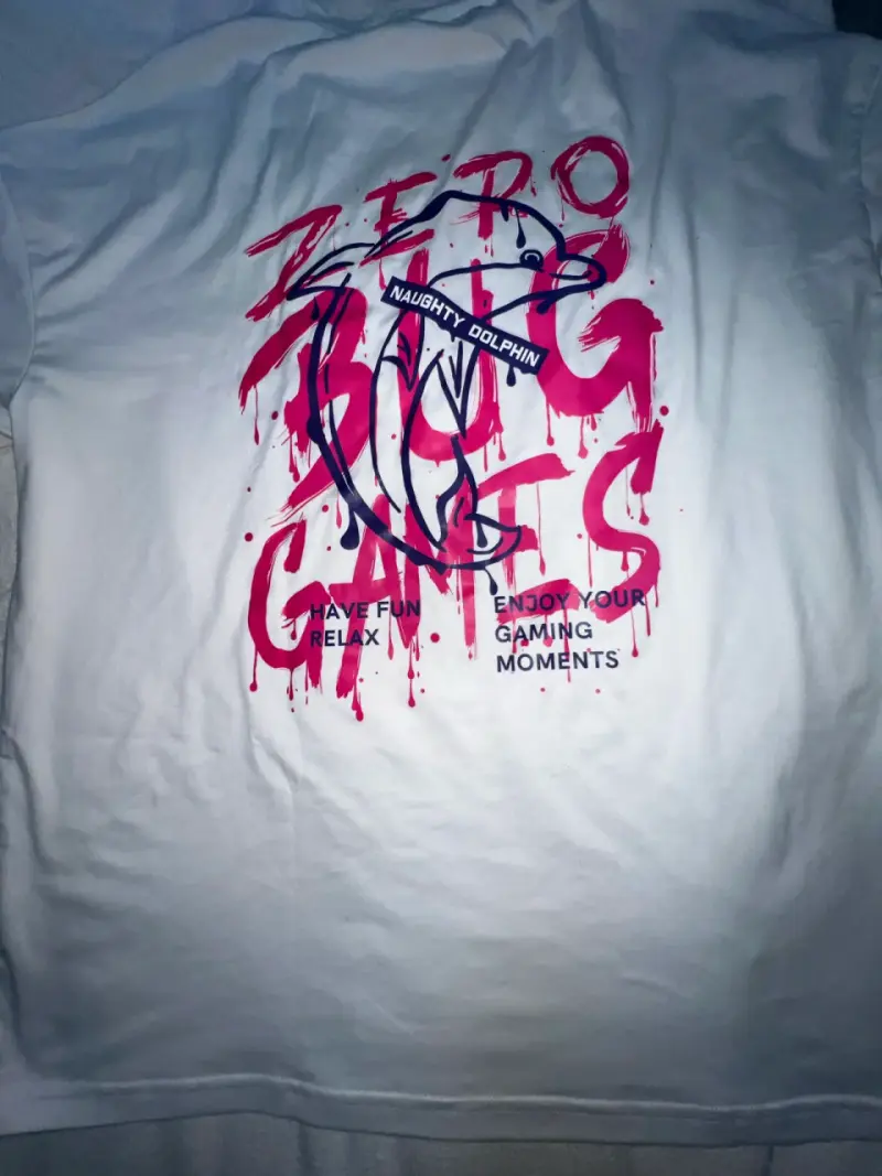 Polera blanca con estampado 'Games' talla M - 4