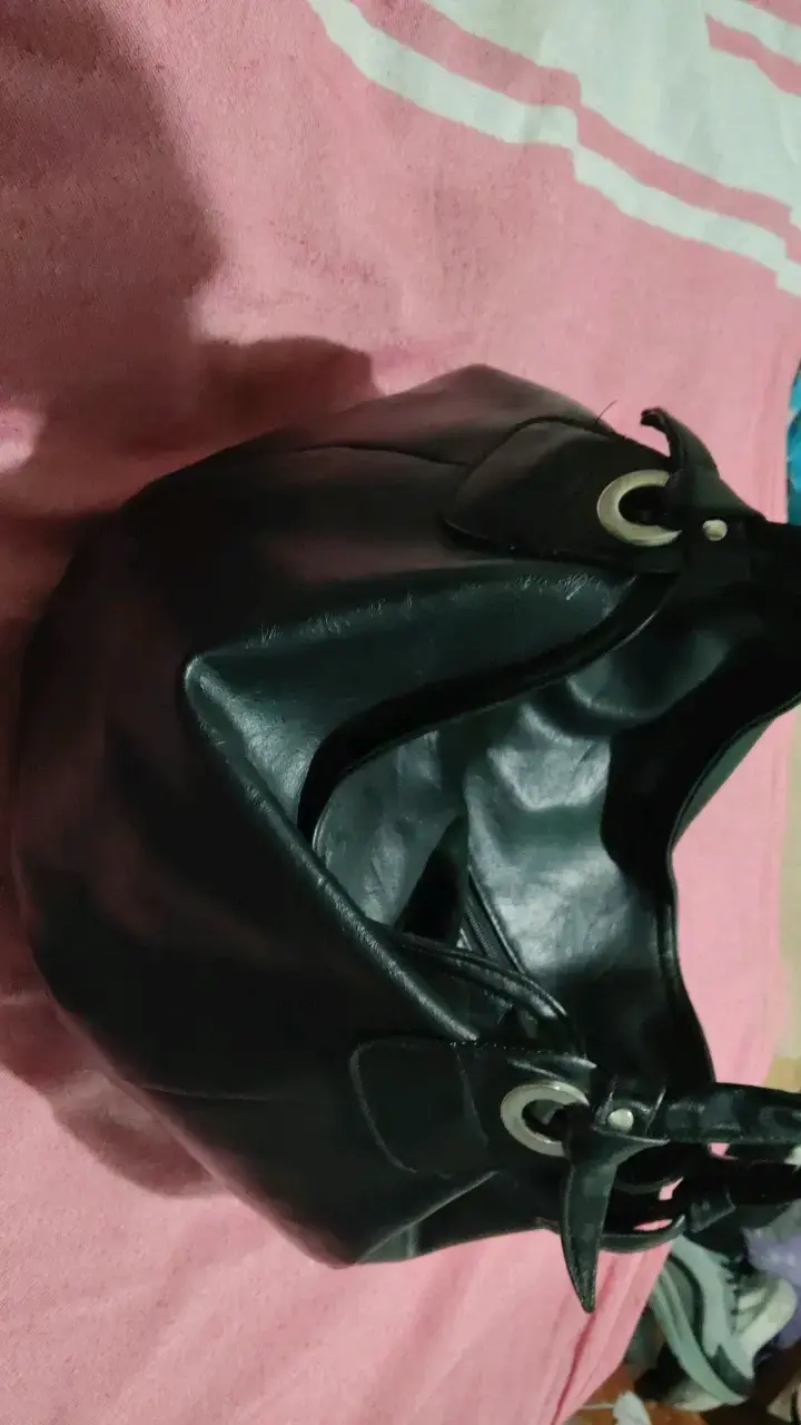 Bolso de cuero negro elegante - 3