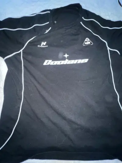Polera negra Coolane talla M - miniatura 1