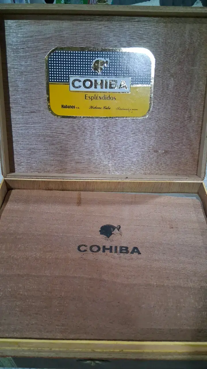 Caja de puros Cohiba de madera - 2