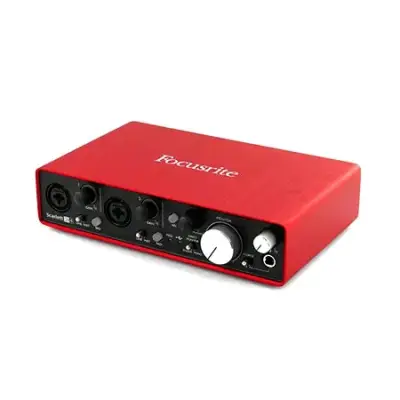 Interfaz de audio Focusrite Scarlett 2i4 - miniatura 1