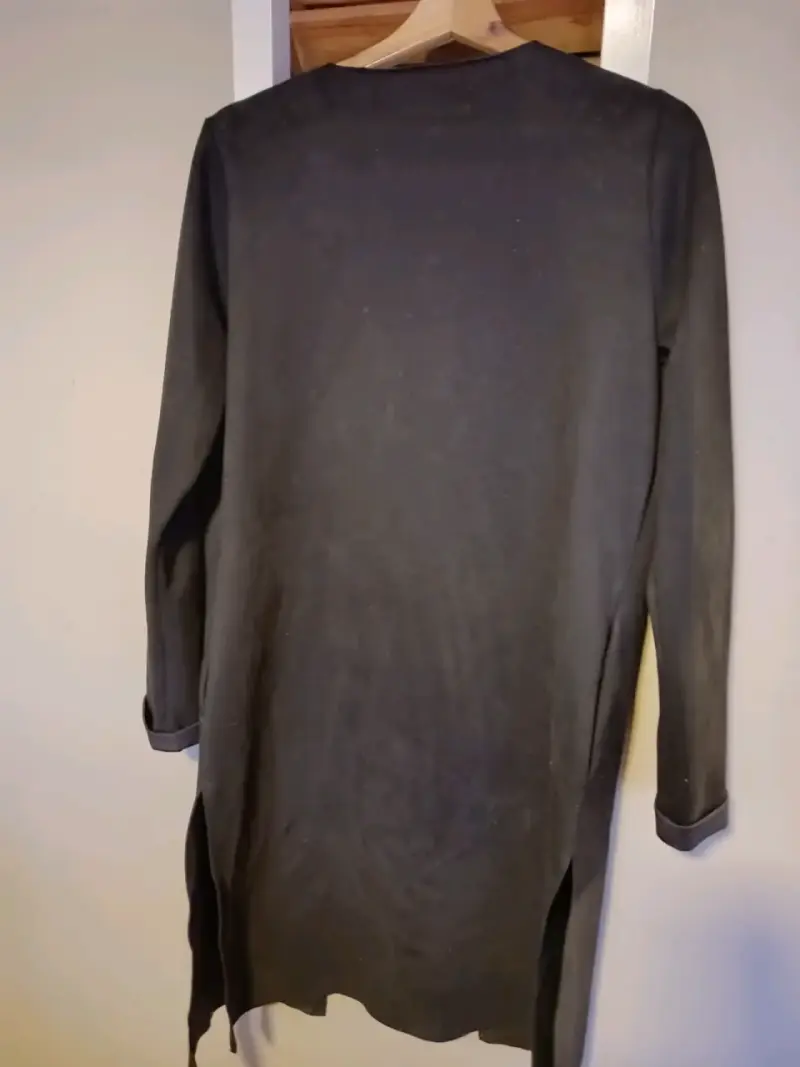 Abrigo gamuza negro de mujer elegante - 3