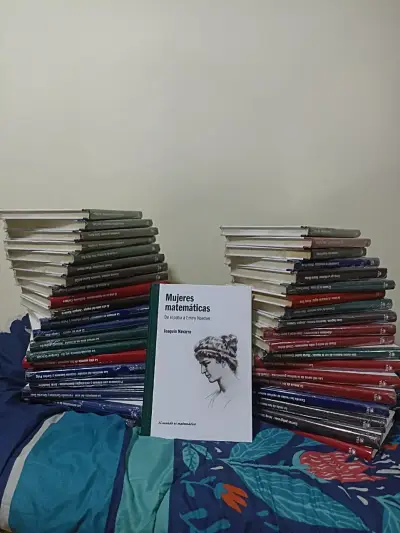 Colección de libros de matemáticas y ciencia - miniatura 1