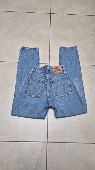Jeans de mezclilla Levis 501 - miniatura 3