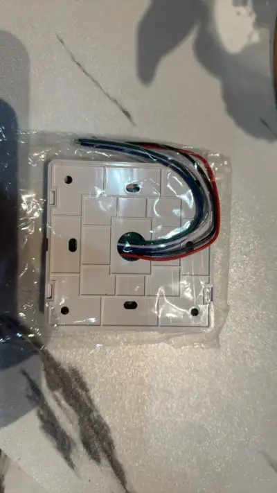 Botón de salida para puerta con interruptor - miniatura 2