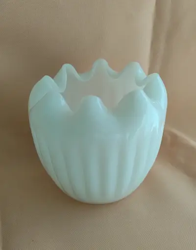 Florero Vintage Opalina Ruffe Rose Bowl Fenton - miniatura 4