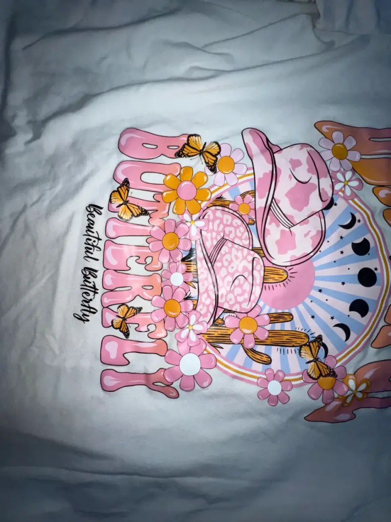 Polera blanca con diseño Beautiful Butterfly - 2