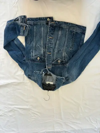 Chaqueta de mezclilla azul para mujer - miniatura 1