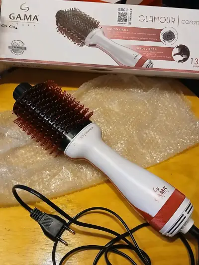 Cepillo secador Gamma Glamour Ceramic Ion 1300W - miniatura 2