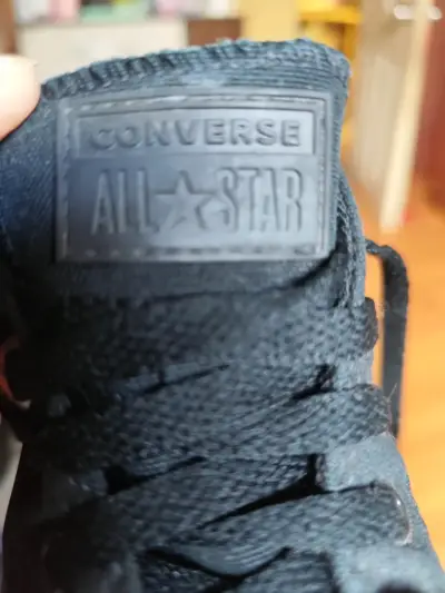 Zapatillas negras converse para niños - miniatura 4