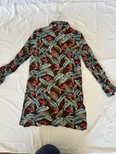 Vestido camisero estampado tropical - miniatura 1