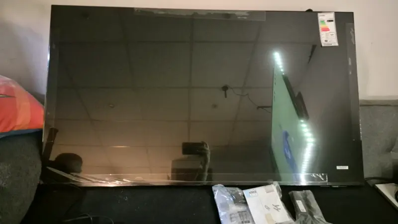 Smart Samsung Crystal 50" UHD 4K Vision AI año2026 - 3