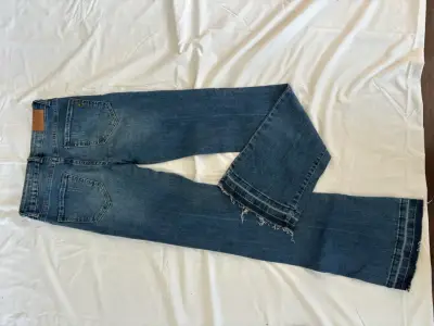 Jeans azul unDog con etiqueta - miniatura 2
