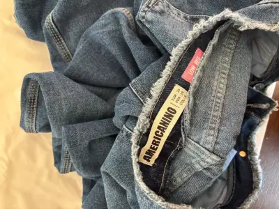 Jeans azul desgastado para mujer - miniatura 3