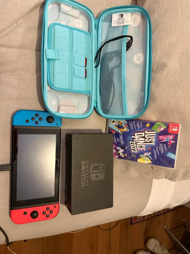 Nintendo Switch v2 estuche, SD512 y juegos