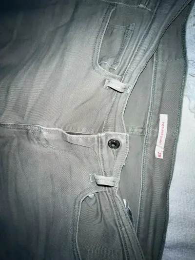 Jeans gris/verde para mujer estilo casual - miniatura 2
