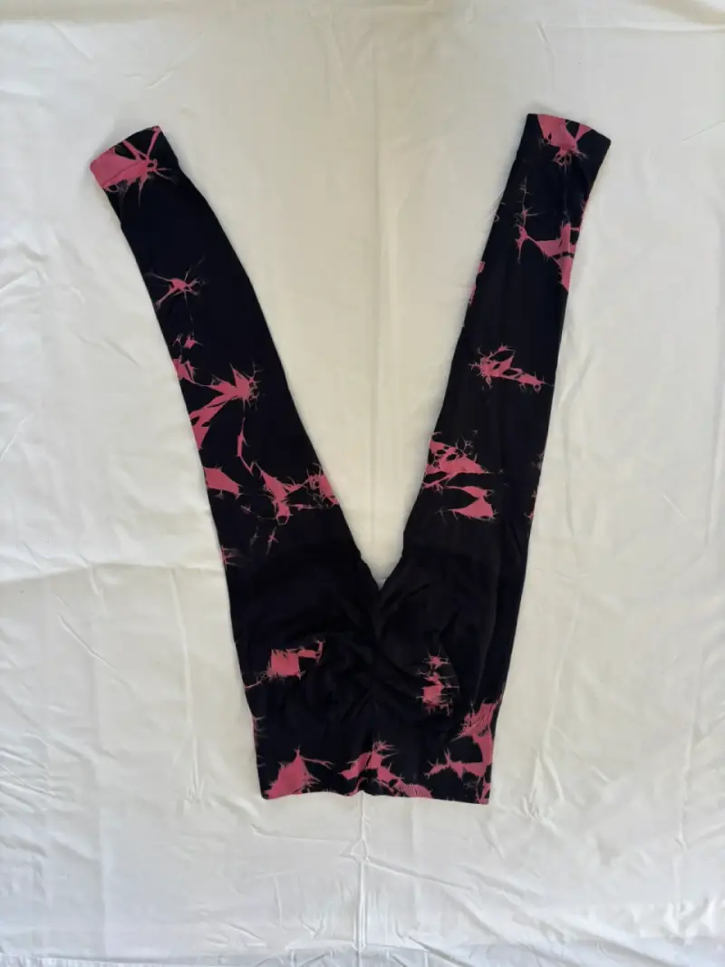 Leggings deportivos estampados negro y rosa - 2