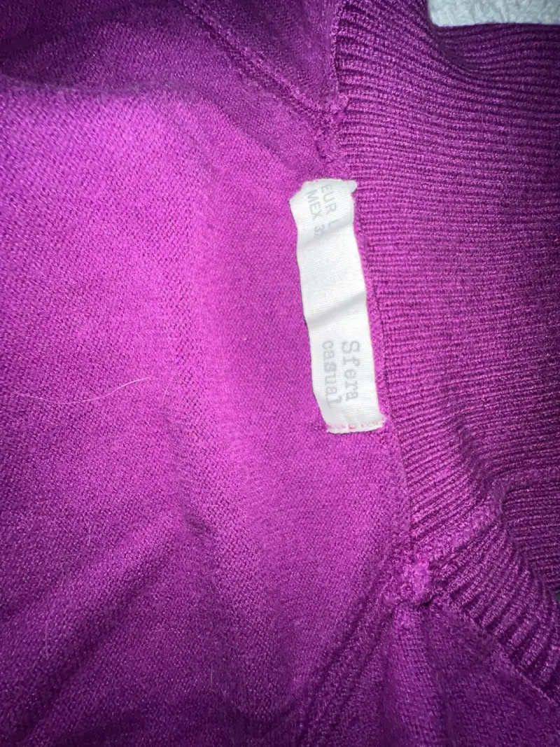 Polera morada de cuello alto para mujer - 2