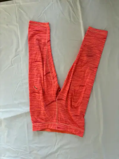 Leggings deportivos rosados para mujer - miniatura 1
