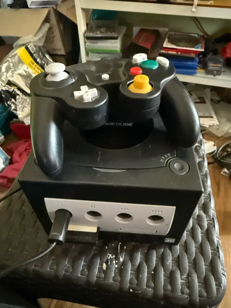 Consola Nintendo GameCube con control - 1