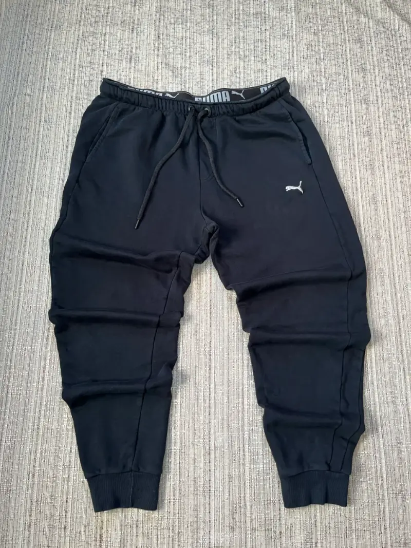 Pantalones deportivos Puma negros para hombre - 1