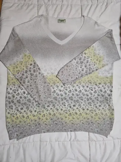 Suéter de mujer con estampado degradado - miniatura 1