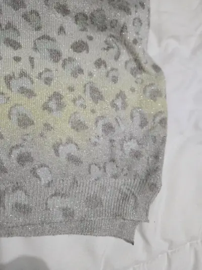 Suéter de mujer con estampado degradado - miniatura 4