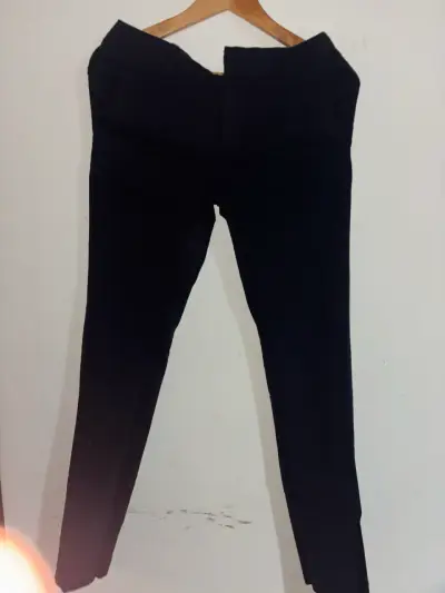 Pantalones negros de vestir para mujer - miniatura 1
