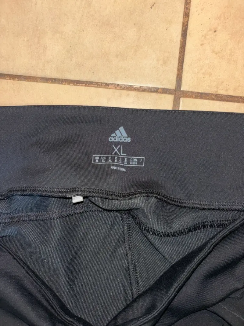 Pantalones deportivos negros Adidas - 3