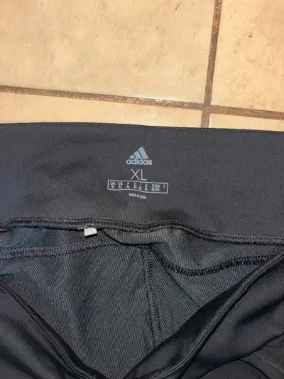 Pantalones deportivos negros Adidas - miniatura 3
