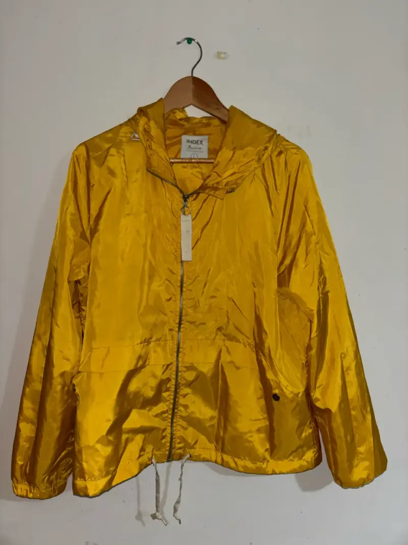 Chaqueta cortaviento amarilla Index - 1