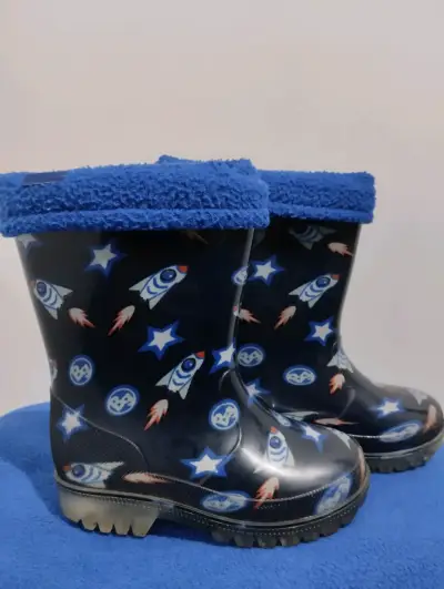 Botas de lluvia infantiles con diseño espacial - miniatura 1