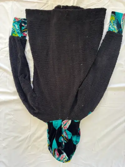 Buzo polar con estampado animal print - miniatura 2