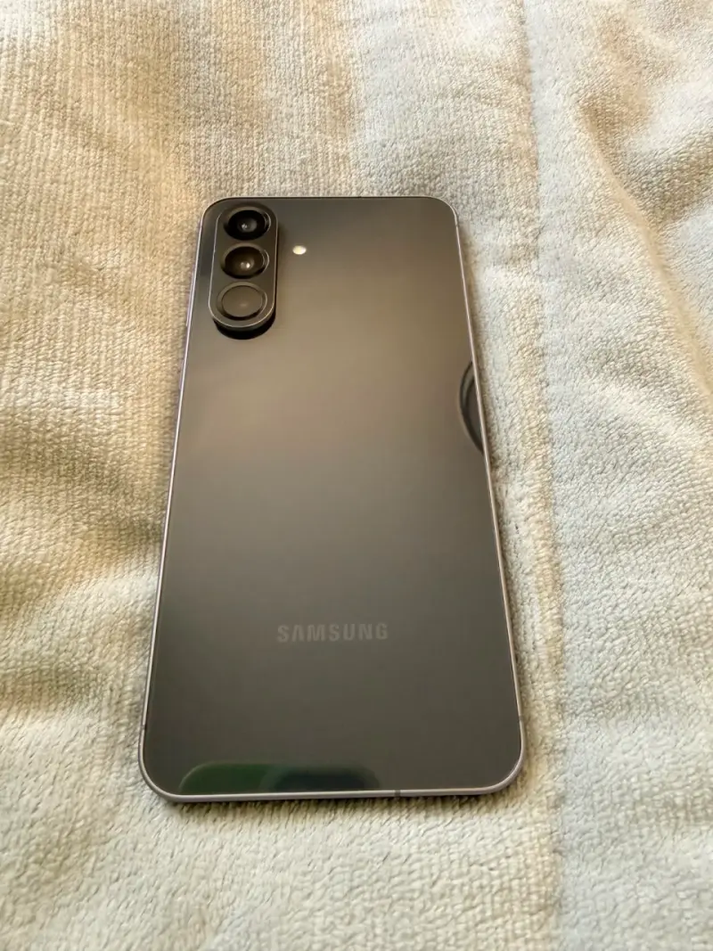 Samsung Galaxy A56 5G en buen estado - 2
