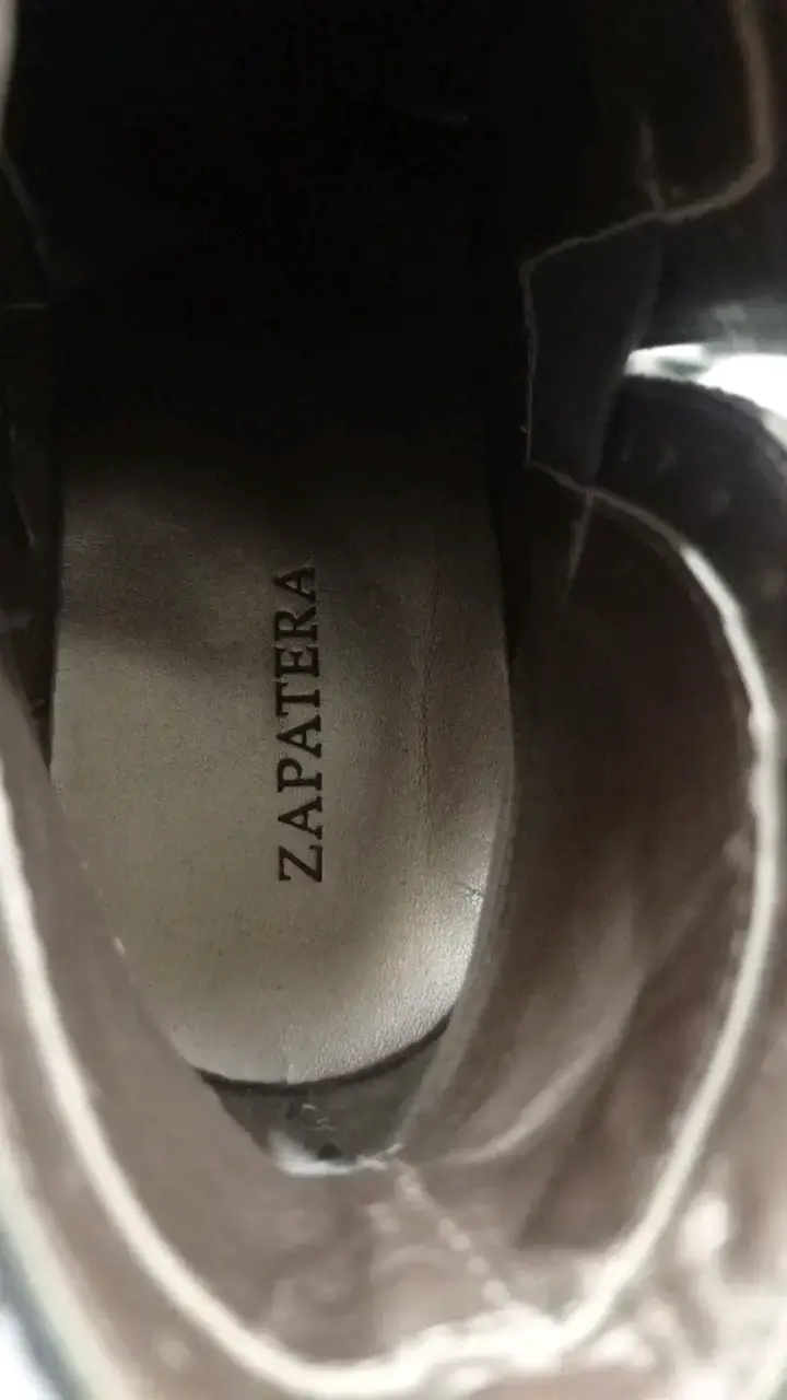 Botines de cuero marrón con tachas - 4